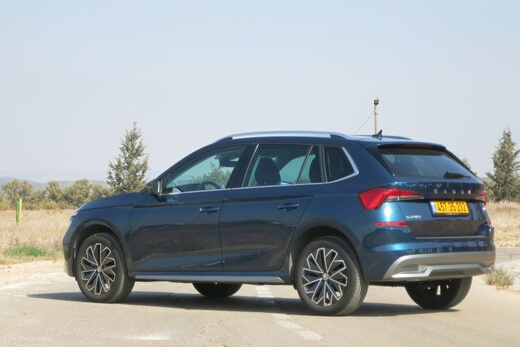 טויוטה יאריס קרוס מול סקודה קאמיק